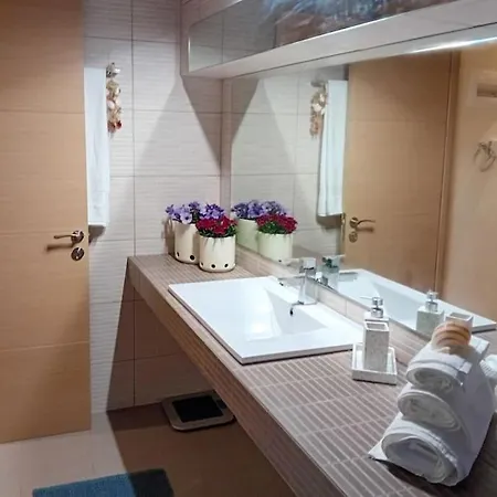 Huggali Zante Sea Front Lux 120m2 Maisonette *