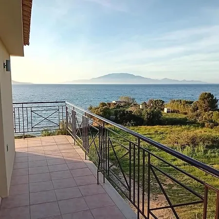 Huggali Zante Sea Front Lux 120m2 Maisonette Vila