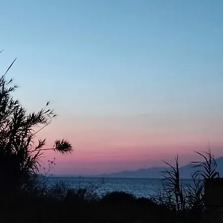Huggali Zante Sea Front Lux 120m2 Maisonette Αμμούδι